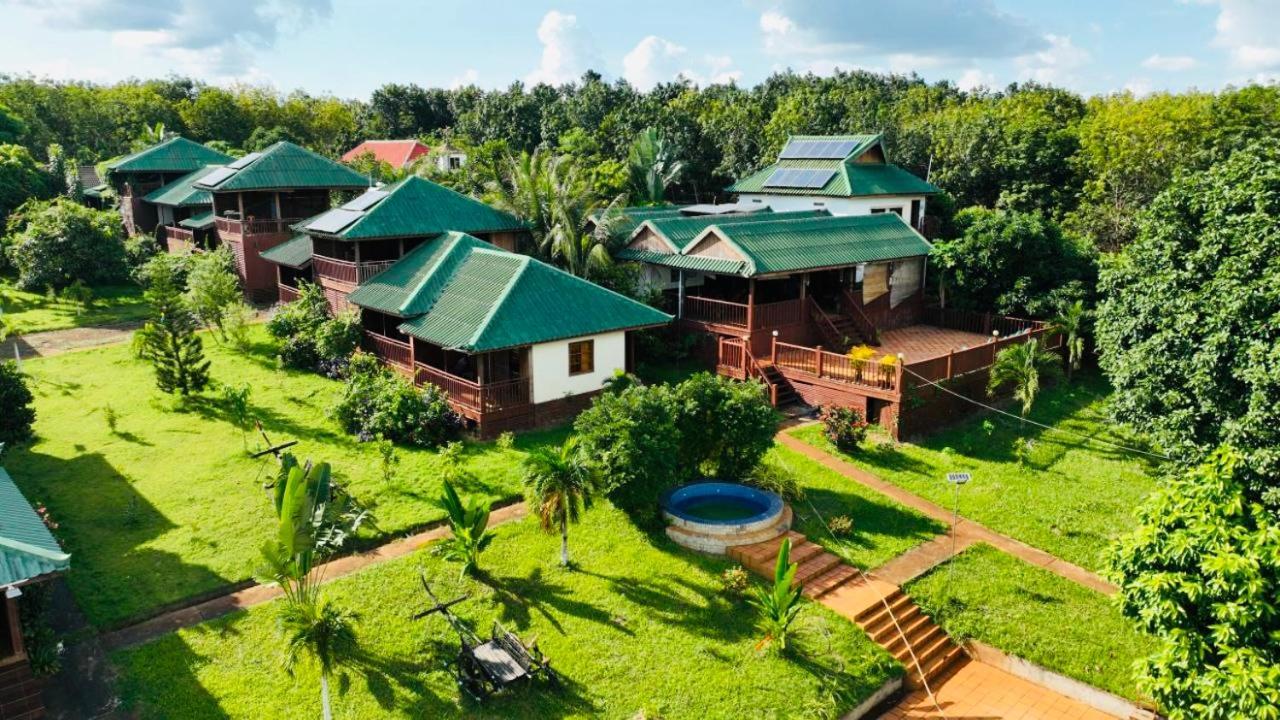 Ratanakiri Paradise Hotel & Restaurant Banlung Экстерьер фото
