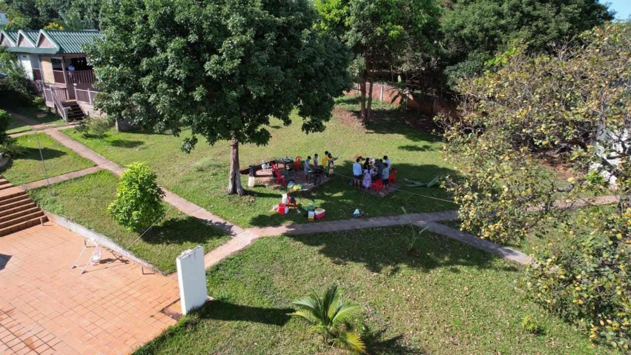 Ratanakiri Paradise Hotel & Restaurant Banlung Экстерьер фото